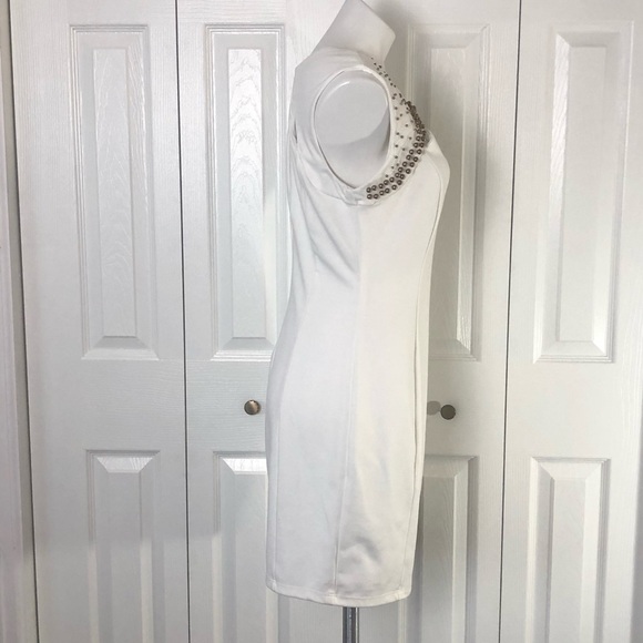 Ruby Rox Cream Colored Lined Sleeveless Dress with Gold Beads. Size 13 - Picture 2 of 12